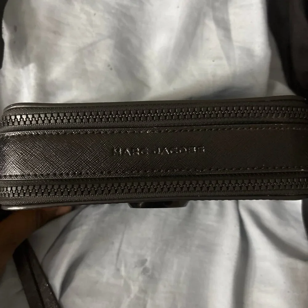Marc Jacobs Black Leather Snapshot Crossbody Bag - Picture 2 of 6